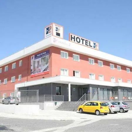 H2 Hotell 3*